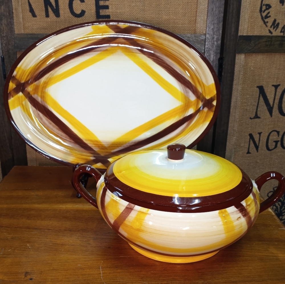 Vernonware Organdie Serving Platter and Covered Casserole, Vintage